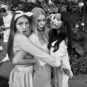 Meet your Posher, Olivia